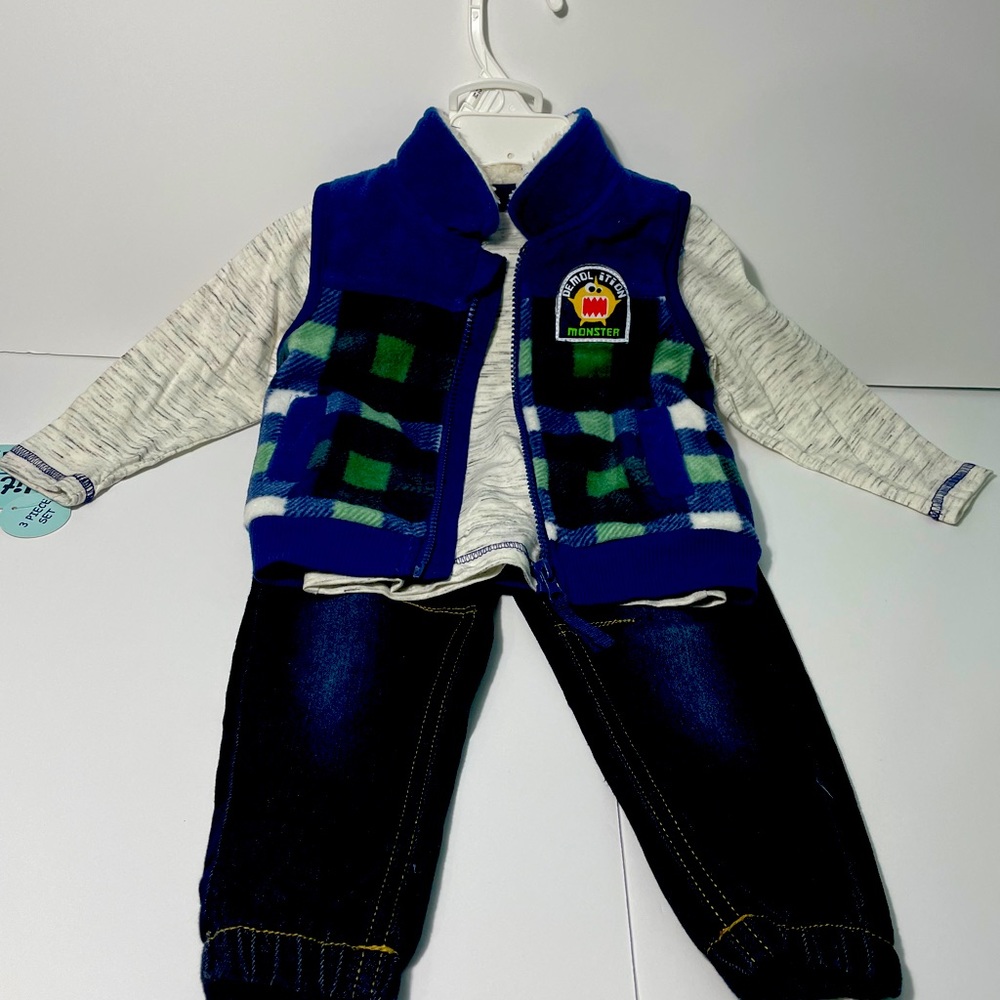 3 PC Fleece baby vest set size 12 M
